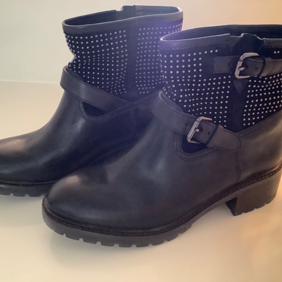 Coach Boots Black (size 7) - Picture 7 of 7